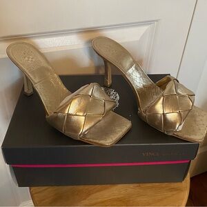 Vince Camuto Metallic Gold Heel!